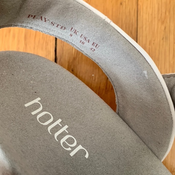 Like-New Hotter Play White Leather Women’s Sandals - Size 10 - Picture 4 of 7